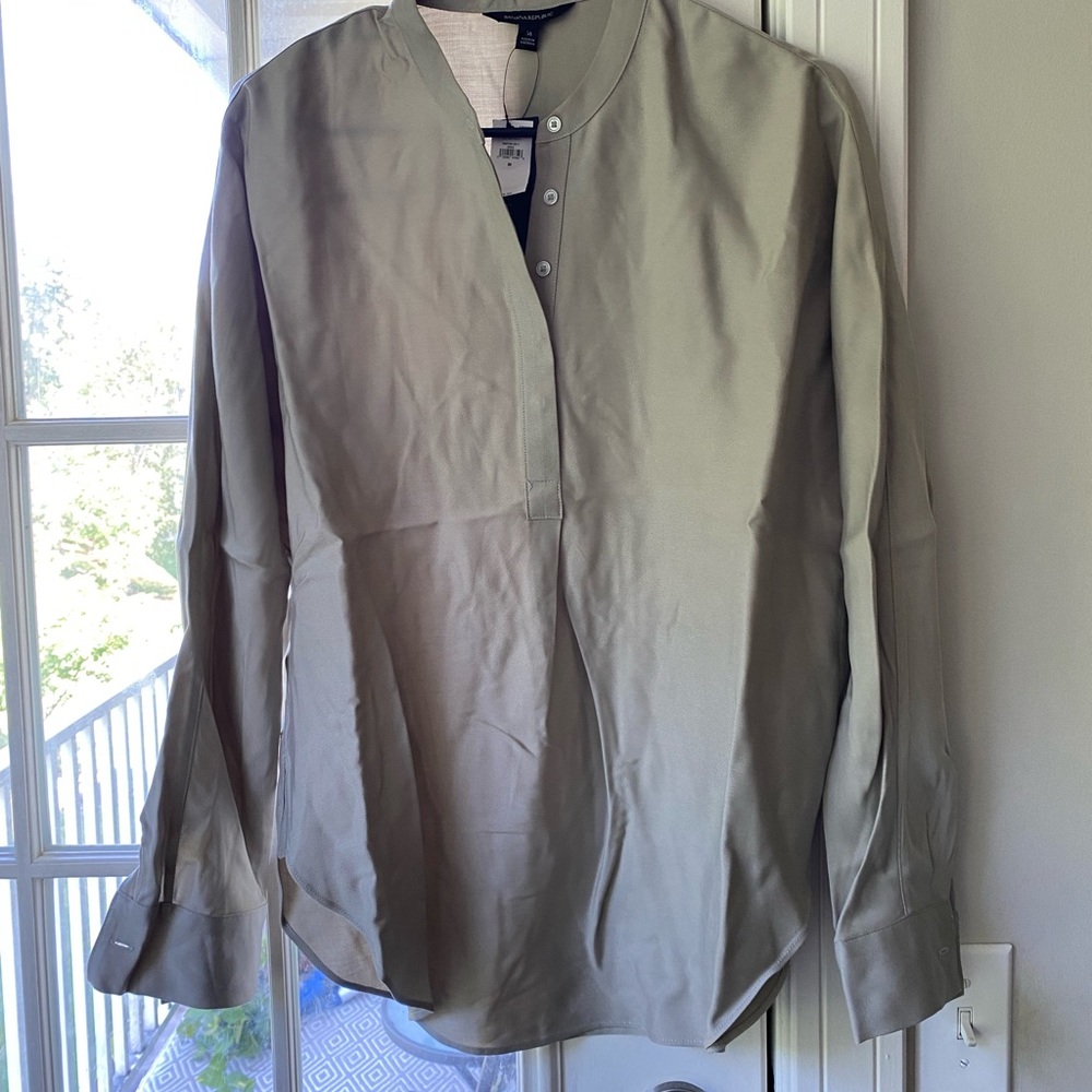Banana Republic Blouse